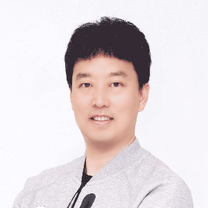 최재봉 감독
